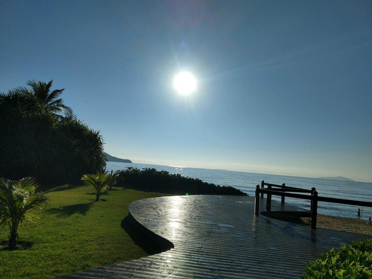 Locacao P Final De Semana Mourada Terrea Hotel คารากัวตาตูบา ภายนอก รูปภาพ