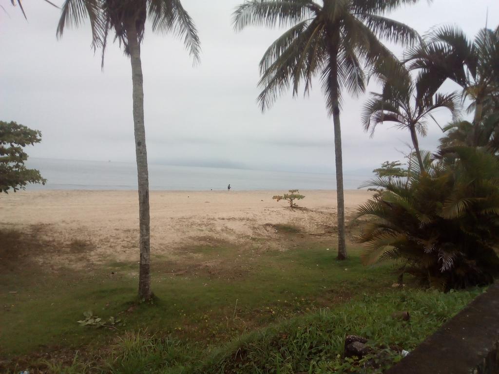 Locacao P Final De Semana Mourada Terrea Hotel คารากัวตาตูบา ภายนอก รูปภาพ